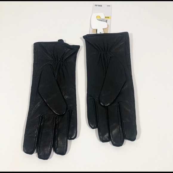 NWT Michael Kors Tech Gloves - Picture 4 of 4